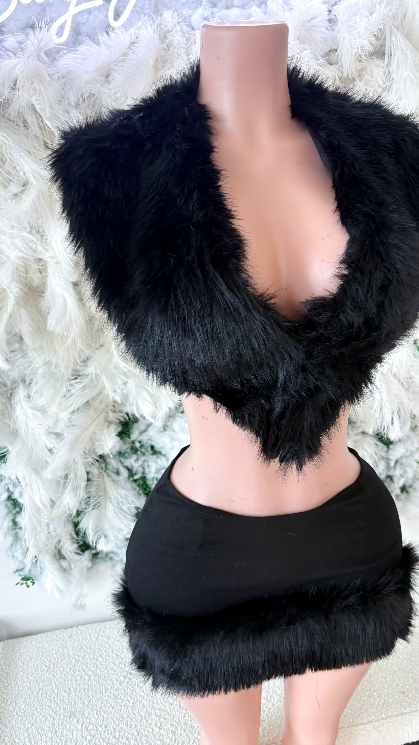 It’s Giving Rich Vibes Fur Skirt Set -  Black